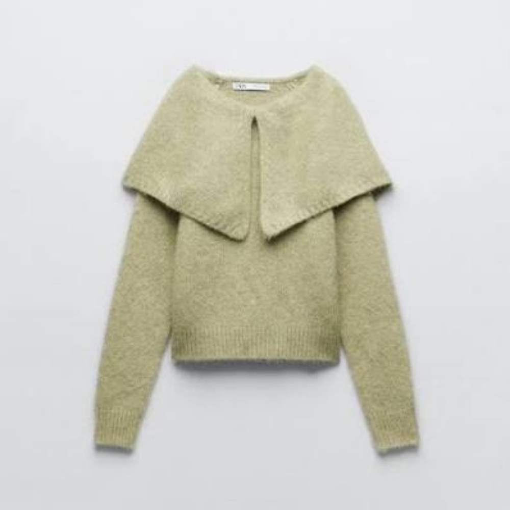 Zara Green Sweater With Maxi Collar